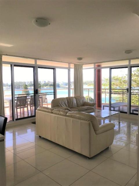 Sunrise Luxury Apartments ฟอร์สเตอร์ ภายนอก รูปภาพ